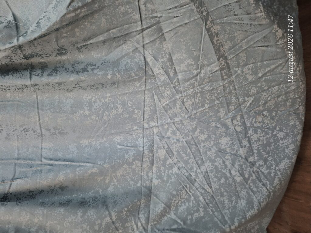 Draperie jacquard gri-perlat Selene realizată la comandă – detaliu textură